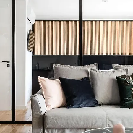 Elegancki I Stylowy W Gdansku Z Klimatyzacja, Wanna I Parkingiem By Renters