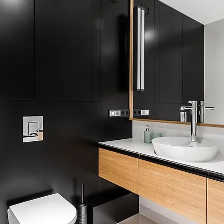 Elegancki I Stylowy W Gdansku Z Klimatyzacja, Wanna I Parkingiem By Renters 아파트 *