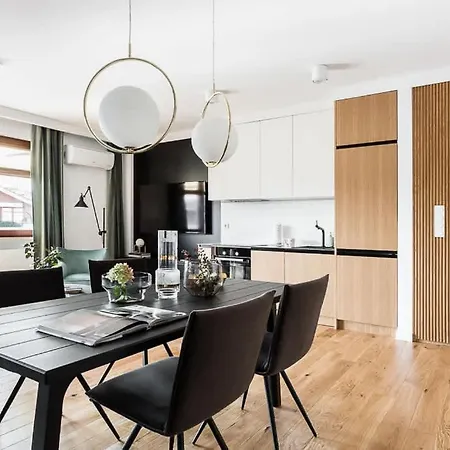Apartament Elegancki I Stylowy W Gdańsku Z Klimatyzacją, Wanną I Parkingiem By Renters