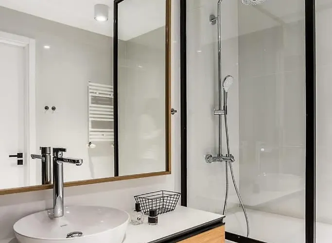 Appartement Elegancki I Stylowy W Gdansku Z Klimatyzacja, Wanna I Parkingiem By Renters